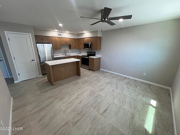 4th image of 100 Mulberry Ave Unit 208