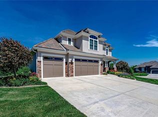10524 N Dalton Ave, Kansas City, MO 64154