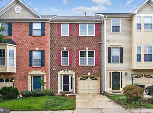 5223 Ballycastle Cir, Alexandria, VA 22315