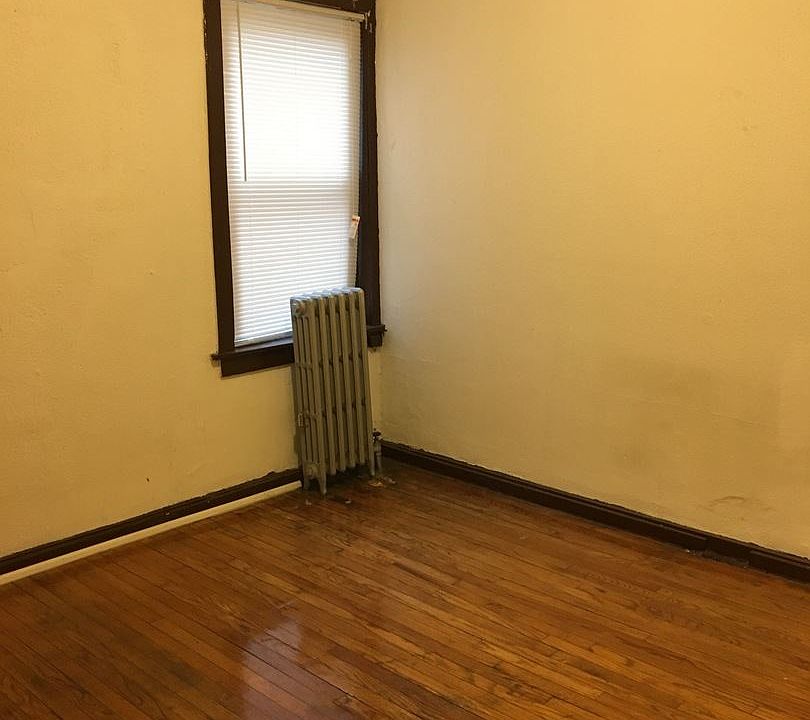 2nd image of 5300-04 W Division St1204-10 N Lockwood Ave #2