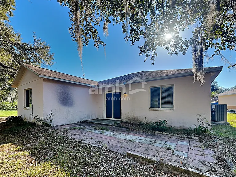 422 Abigail Rd — Photo 16