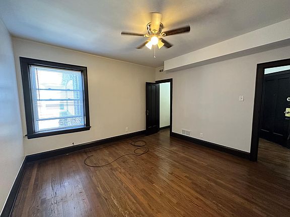 4th image of 7929 S Saint Lawrence Ave #3N