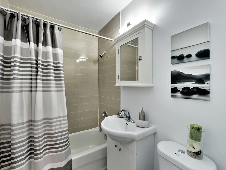 460 Eglinton Ave E #503 — Photo 15