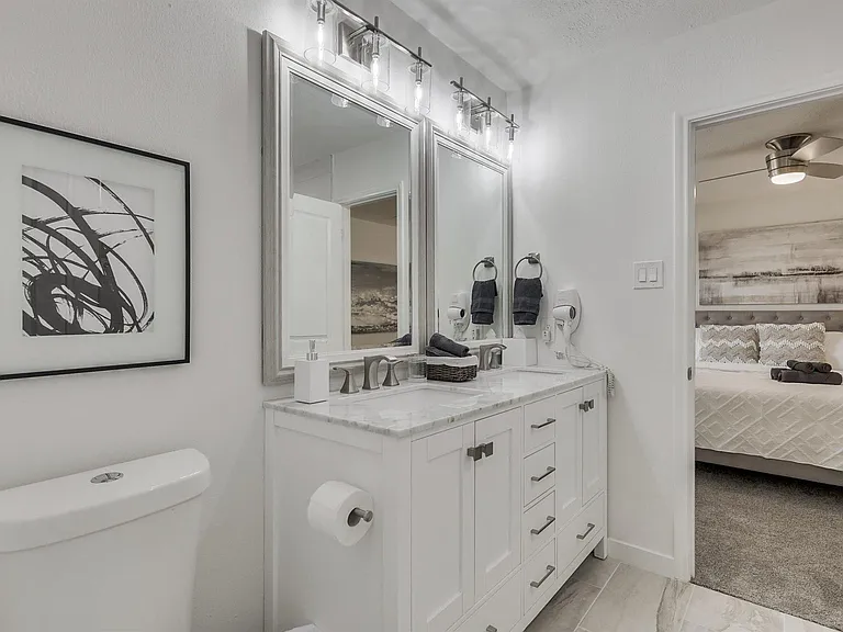 4224 Shady Bend Dr — Photo 33