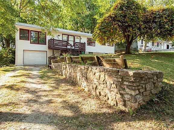 4th image of 7355 Parkview Ave