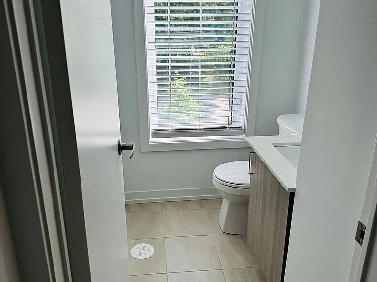 64 A Tisdale Ave — Photo 7