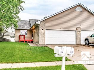 1504 S Campbell Trl, Sioux Falls, SD 57106