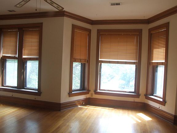 5th image of 3730 N Fremont St #2
