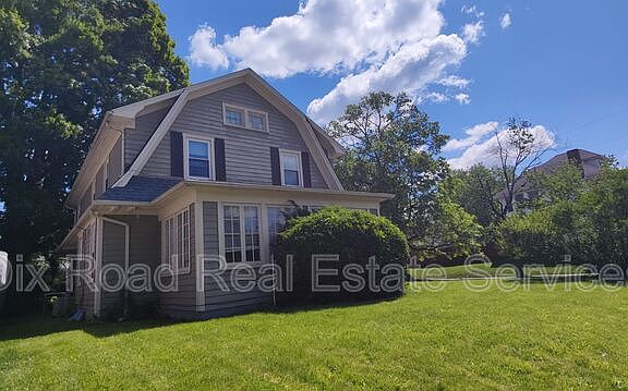 4th image of 107 N Edgewood Ave