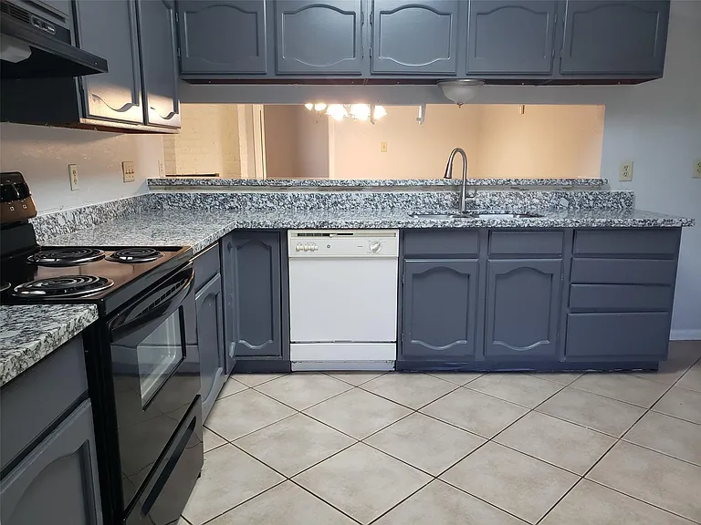 8527 Quail Hills Dr — Photo 9