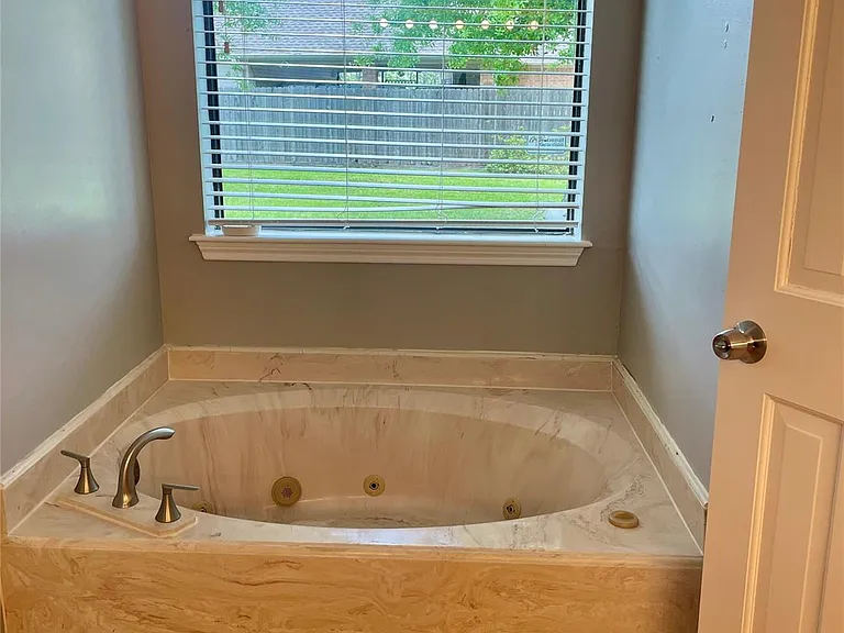 21122 Harvest Hill Ln — Photo 25