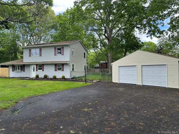 279 Beaver Drive, Mastic Beach, NY 11951