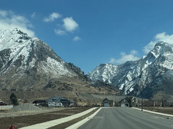 4669 W Magnolia Dr, Highland, UT 84003