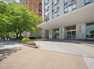1550 N Lake Shore Dr APT 3A, Chicago, IL
