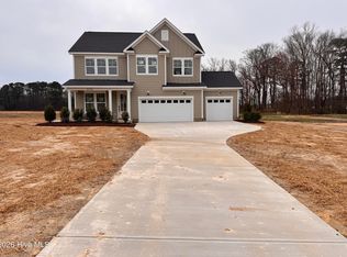 4142 Dixon Rd, Grimesland, NC 27837