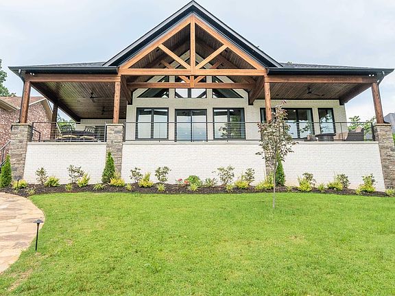 4th image of 696 Farr Shores Dr