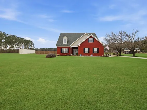 781 1st Ave, Ashford, AL 36312