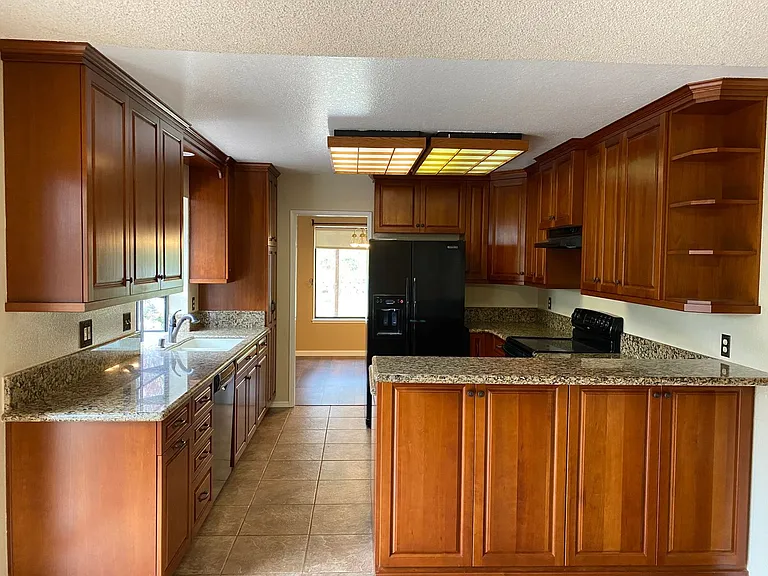 838 Dorset Way — Photo 4