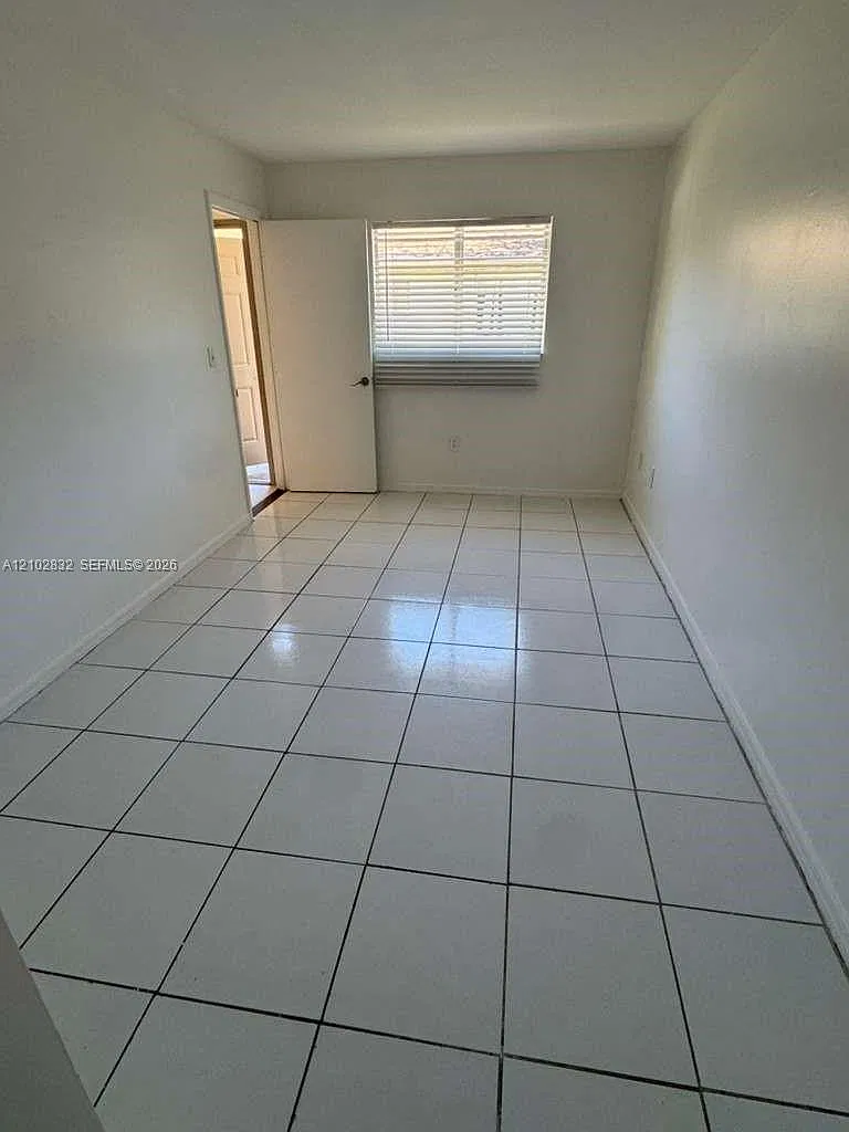 3 bed, 2.0 bath, 2171 sqft, $2,900 — Photo 4