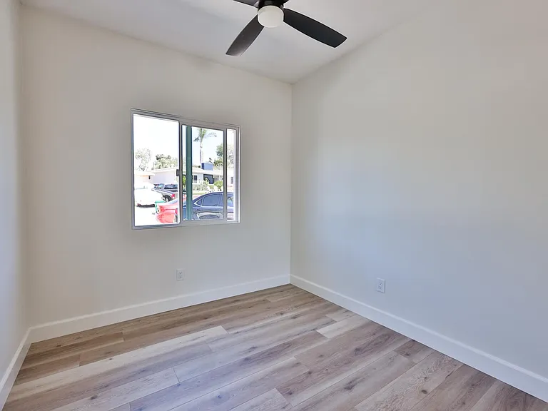 5366 W Falls View Dr — Photo 5