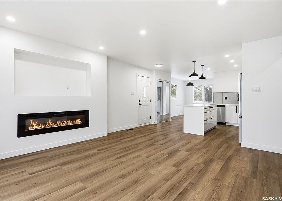 1st image of 414 Rink AVENUE