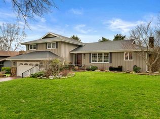 2870 S Rochelle Ave, Springfield, MO 65804