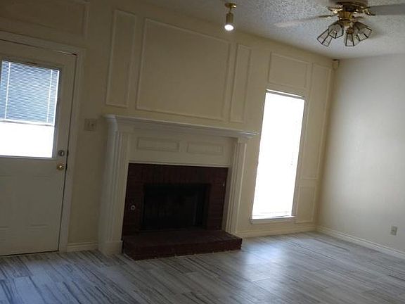 2nd image of 1300 Cannes Dr