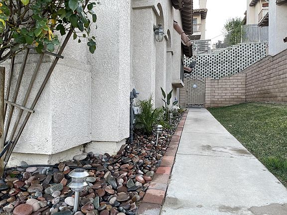 2nd image of 2066 San Diego Dr