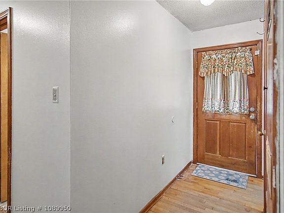 3rd image of 1704 S El Paso Ave