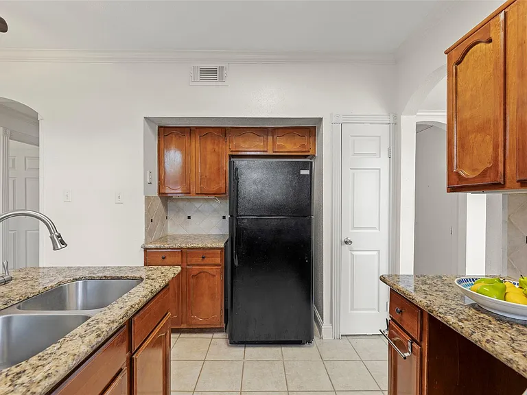 1881 Bering Dr #87 — Photo 3