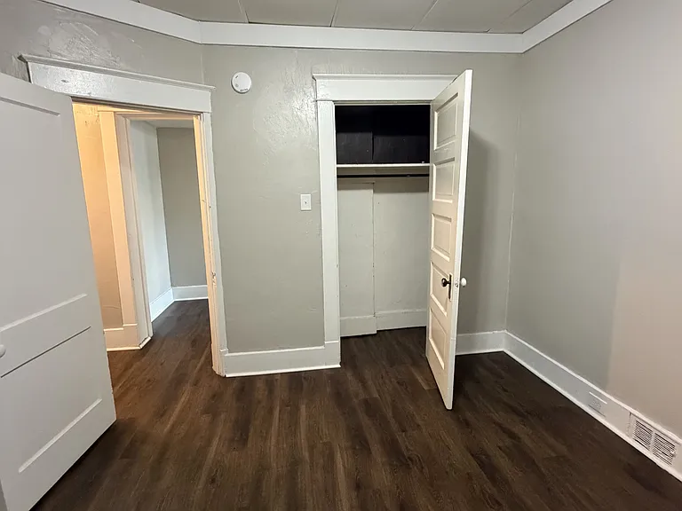 438 Westminster Ave #1 — Photo 5