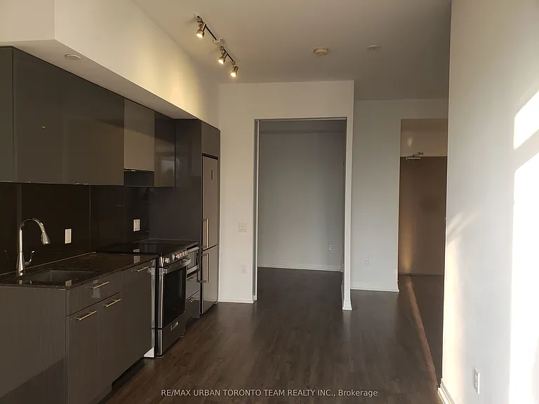 251 Jarvis St #4208 — Photo 3