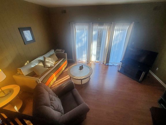 4th image of 2217 Rome Dr