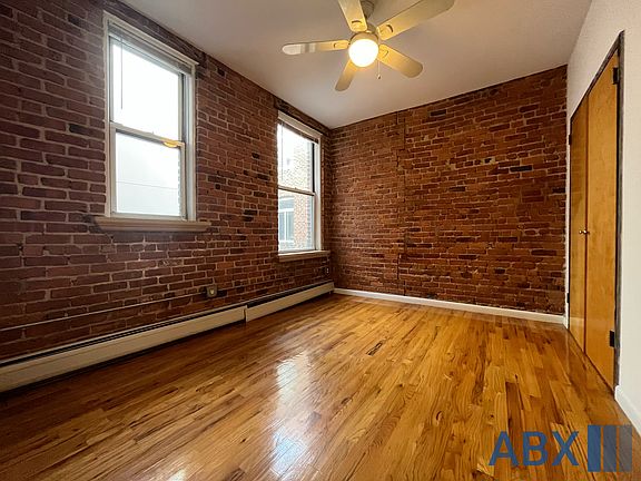 3rd image of 425 Keap St APT 6D