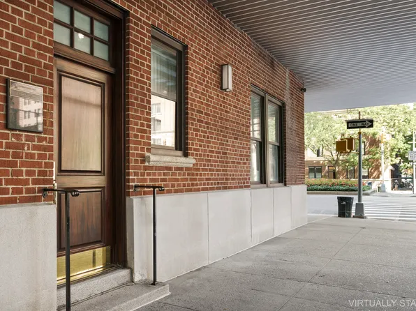 1120 Park Avenue image 1 of 6