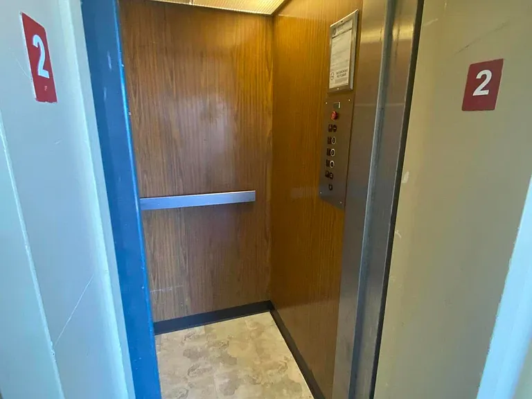200 Waterway Dr S #208 — Photo 8