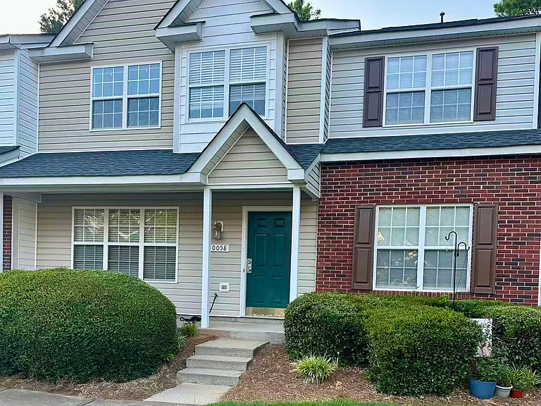 10058 Pergola View Ct — Photo 1