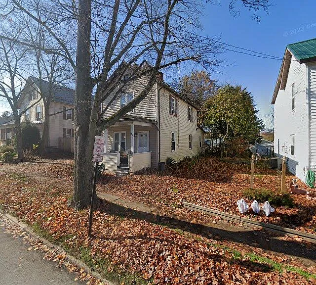 268 S 13th St — Photo 4