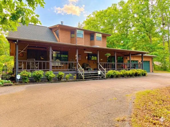 1444 Kelley Way, Hiawassee, GA 30546