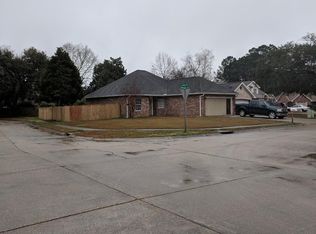 2109 McKenzie Ct, Biloxi, MS 39532
