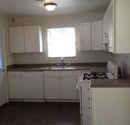5th image of 9546 Palm St