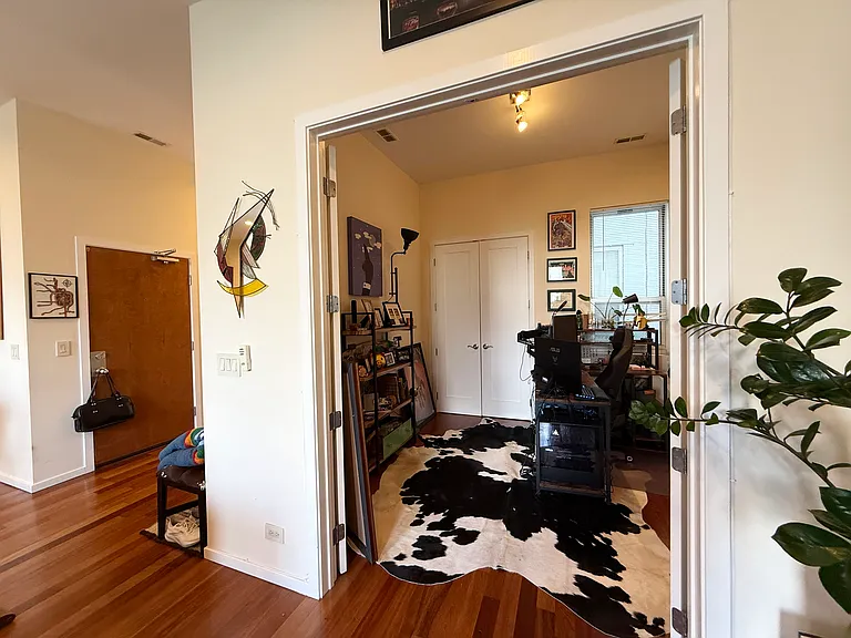 1731 N Western Ave #3 — Photo 8