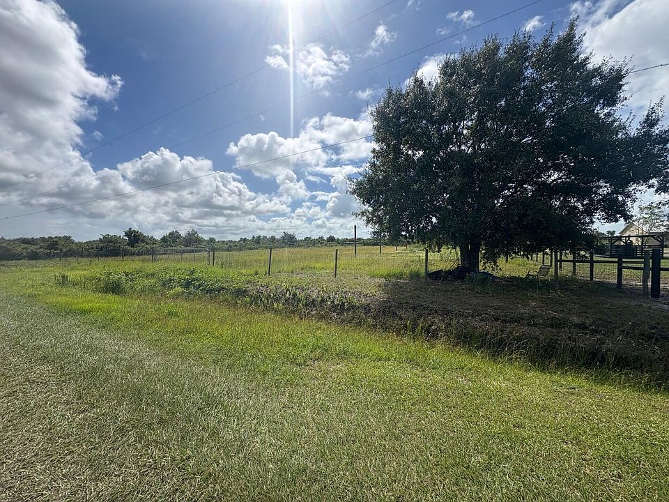 2nd image of 16426 NW 262nd Street