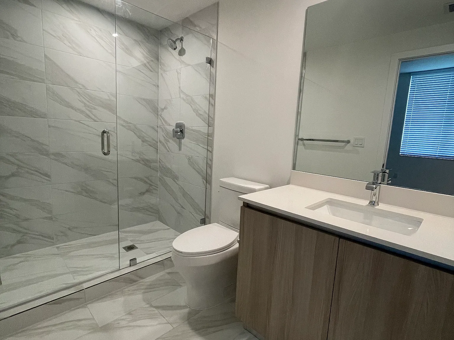 1 bed, 690 sqft, $2,060 — Photo 3