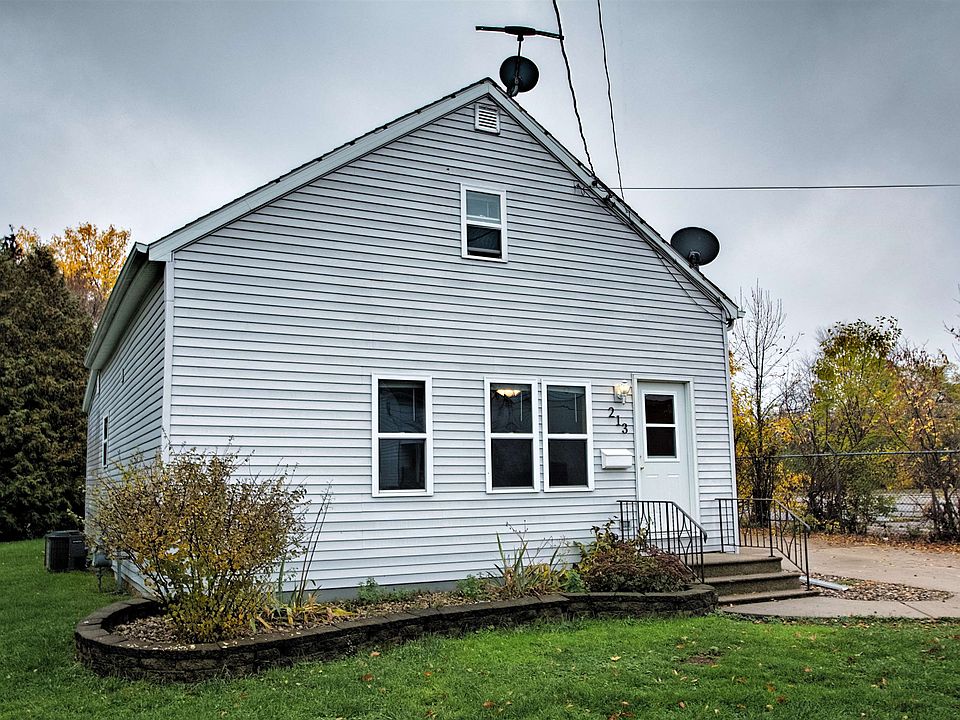 213 Madison St, Menasha, WI 54952 MLS 50283355 Zillow