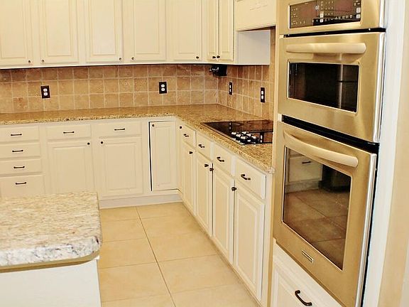 5th image of 3124 Buena Vista Dr