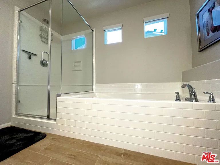 42720 Azure St — Photo 27