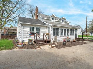210 S 4th St, Winneconne, WI 54986