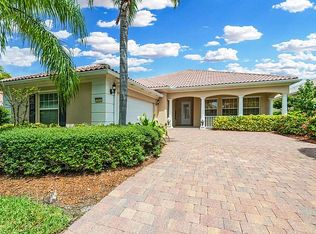 5968 Mariposa Ln, Sarasota, FL 34238