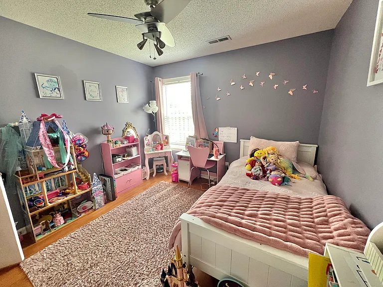 522 Foxfield Ct — Photo 8
